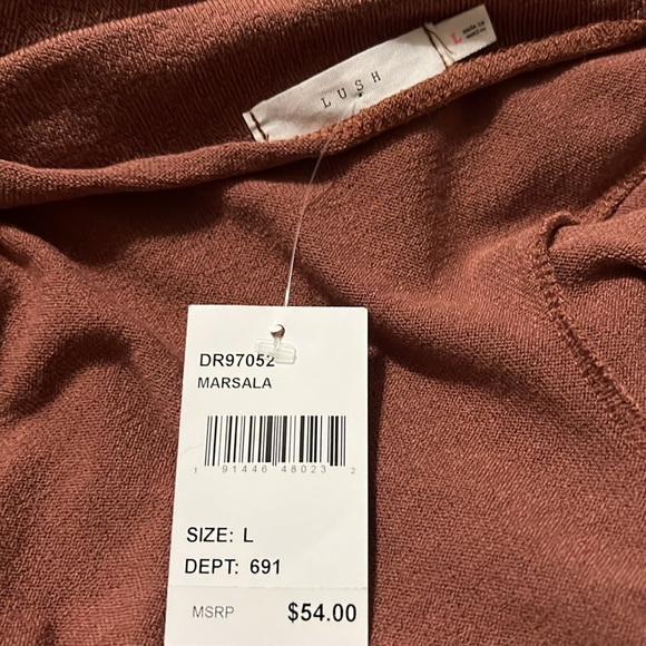 NWT Lush Ruched Side Drawstring Mini
Dress Size Large - Picture 4 of 4